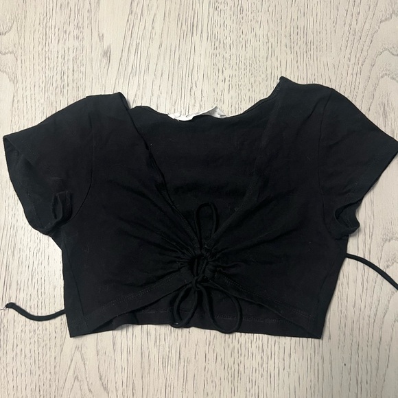 Emma & Sam Black Ruched Tie Front Crop Top - Picture 1 of 3